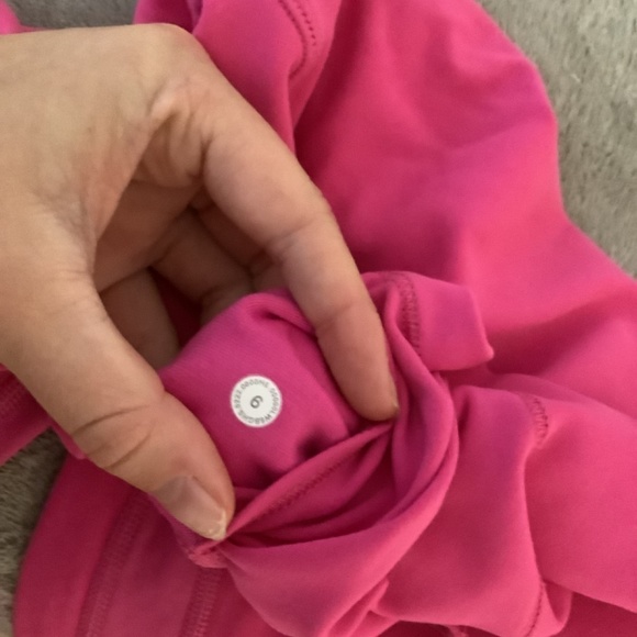 COPY - *SONIC PINK* LULULEMON LEGGINGS NWOT - Picture 3 of 5